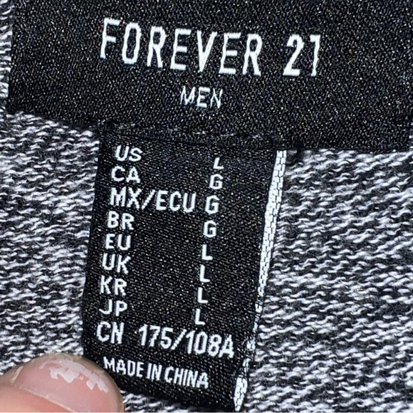 FOREVER 21 Cardigan - Picture 3 of 4